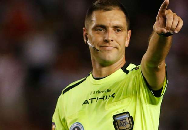 Fernanco Echenique, para el duelo rojinegro Colón - Newell´s