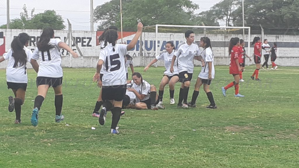 Deportivo Santa Rosa, es finalista en Reserva Femenino