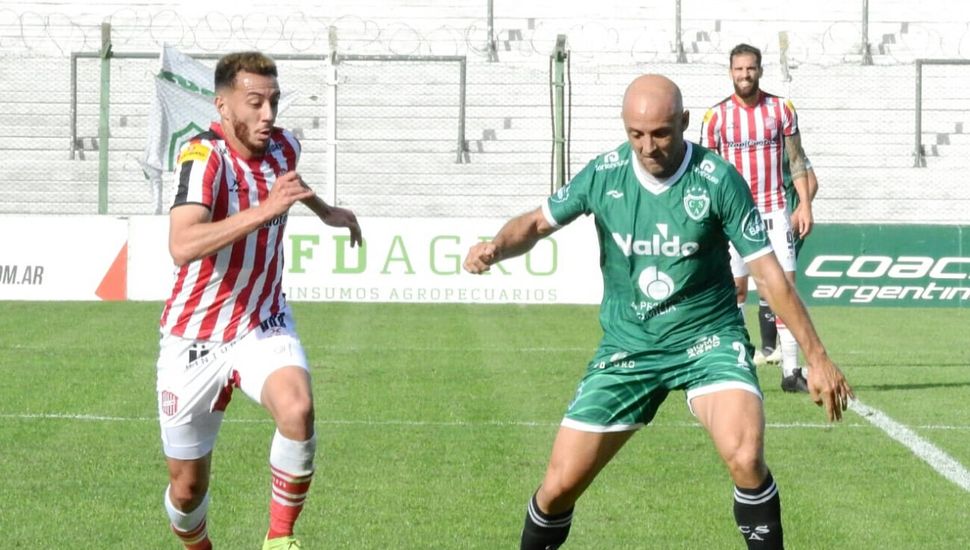 Sarmiento (Junín) 1 - San Martín (Tucumán) 0. (La síntesis y el gol del triunfo)