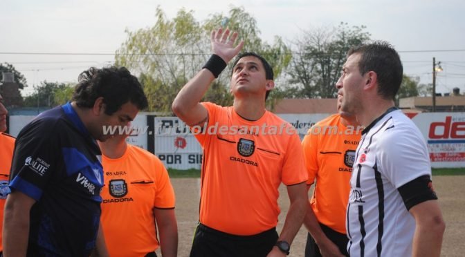 Maximiliano Moya, arbitrará la final por el ascenso