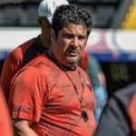 Maracelo Saralegui, seguirá siendo en entrenador de Colón