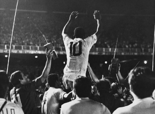 Murió Pelé a los 82 años: ícono del fútbol mundial y leyenda de Brasil