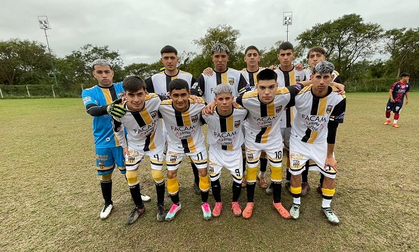 Goleada y día histórico para El Pozo