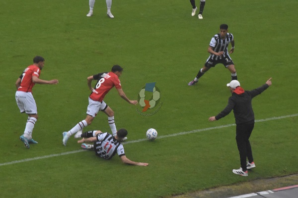 No fue eficaz y pagó muy caro sus errores