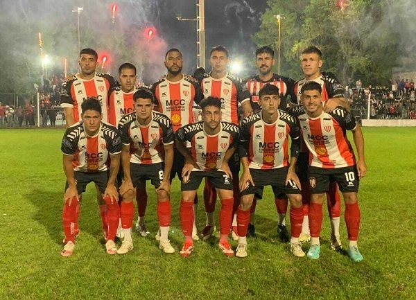 Colón de San Justo, rompió la racha y goleó en el clásico