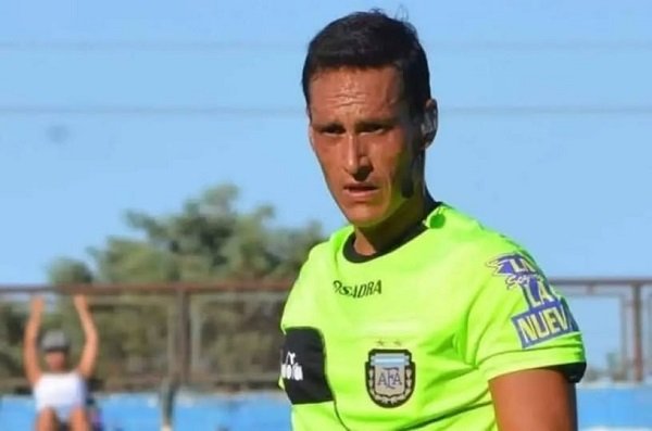 Adrián Franklin, está en el VAR en La Plata